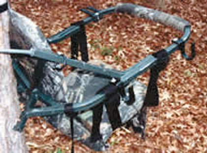 TREE STAND GUN HOLDER